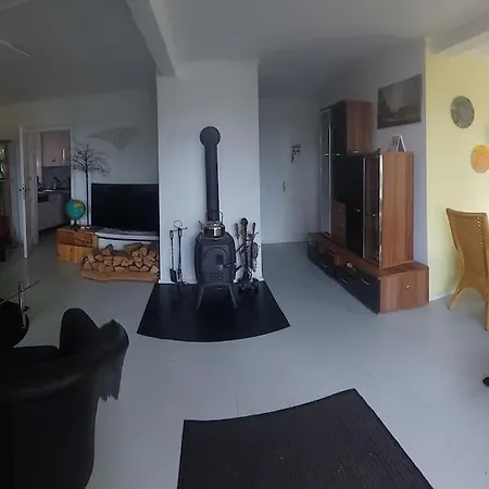 Wo Fledermaus Fliegt Apartament